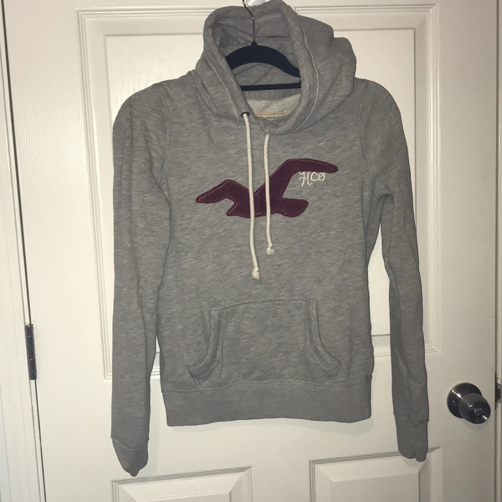 ✨Hollister sweatshirt ✨